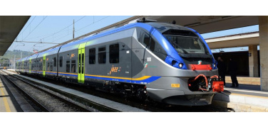 Trasporti in Campania, De Luca: 'Entro tre anni rinnoviamo la flotta dei treni'