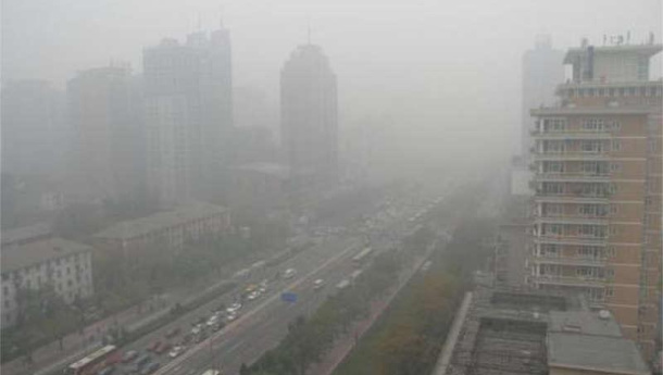 Immagine: Smog, allerta arancio in Veneto. Blocchi alla circolazione a Venezia, Vicenza, Padova e Rovigo