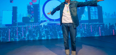 Jovanotti e Wwf insieme contro l'inquinamento da plastica