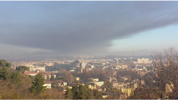 Immagine: Roma, diossina oltre i limiti dopo l'incendio al tmb Salario