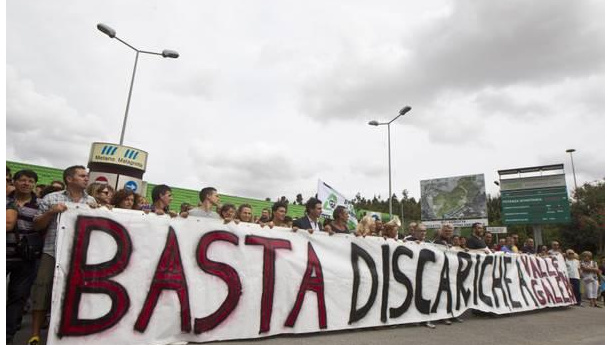 Immagine: 'Stop ai rifiuti di Roma in provincia', la protesta dei sindaci