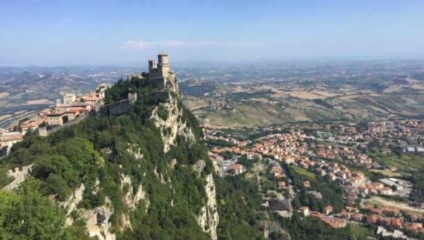 Immagine: Accordo Emilia Romagna Repubblica di San Marino: 13 mila tonnellate di rifiuti urbani destinati all’inceneritore di Coriano