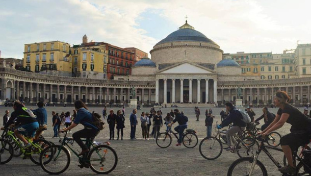 Immagine: Bike sharing, de Magistris adotta lo Schema di convenzione con i Comuni dell’area Metropolitana di Napoli