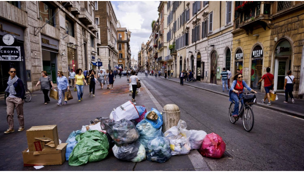 Immagine: Rifiuti di Roma: approvata delibera che coinvolge cittadini e negozianti nella pulizia