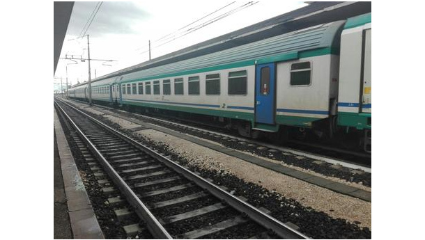 Immagine: Treni, in Piemonte scende il numero dei pendolari. Legambiente: “Servono risorse per il servizio regionale. Tav è una falsa priorità”