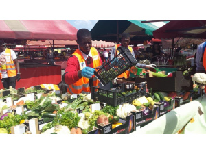 A Torino arrivano i FOOD PRIDErs, fattorini in bicicletta contro lo spreco alimentare