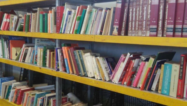 Immagine: Bologna, Second Life chiude per rifarsi il look. Sabato 2 marzo scatta l'operazione ‘Saldi senza soldi’