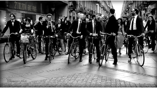 Immagine: Bike Pride per #FridaysForFuture: la bicicletta, modalità di spostamento a più basso impatto ambientale