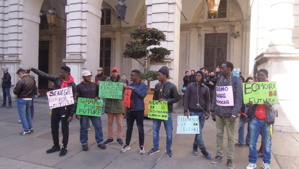 Immagine: Ecomori for Future nel corteo del Climat Strike: una riflessione su migrazioni, integrazione e cambiamenti climatici