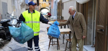 Bari, il porta a porta si estende anche al San Paolo e Stanic. Coinvolti 35 mila cittadini