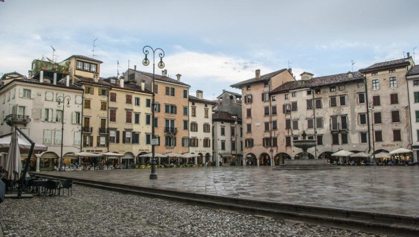 Immagine: Udine, via libera al porta a porta in tutta la città. Il comune friulano è già al 67,4% di rd