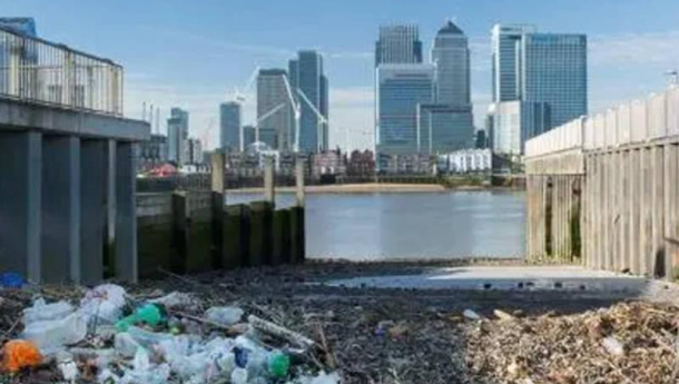 Immagine: Londra, il sindaco Khan contro il nuovo inceneritore: ‘Inquina, il vero obiettivo è la riduzione dei rifiuti’