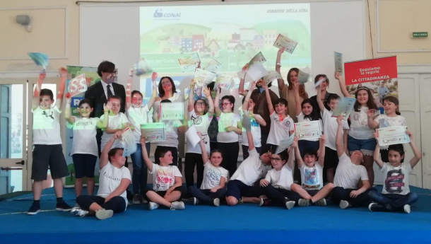 Immagine: I vincitori di 'Riciclo di Classe': a Campobasso e Palo del Colle (Bari)  i primi premi della terza edizione del concorso nazionale