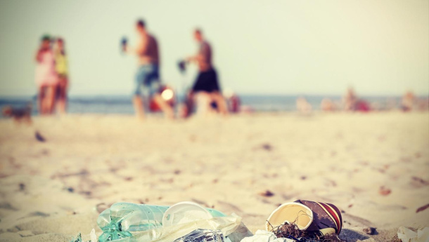 Immagine: Raccolta differenziata di carta e cartone, consigli per un'estate virtuosa. Le regole di Comieco