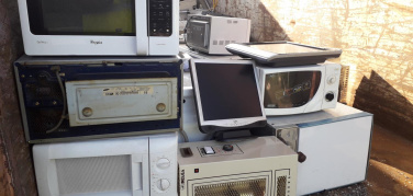 Presentato l’impianto di trattamento dei rifiuti elettrici ed elettronici realizzato all’interno del carcere di Bollate