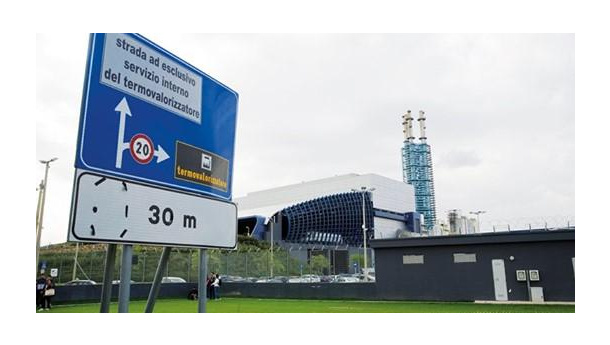 Immagine: Stop inceneritore di Acerra, le associazioni: 'L'unica emergenza in Campania è l'incapacità di chi ci governa'