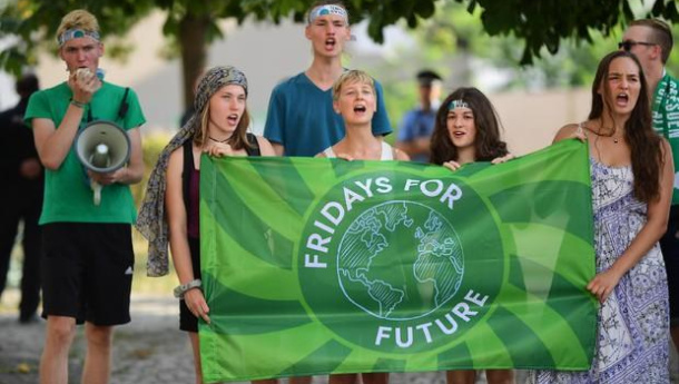 Immagine: #WeekForFuture, dal 20 al 27 settembre in tutto il mondo manifestazioni per il clima di Greta e i ragazzi di Fridays for Future