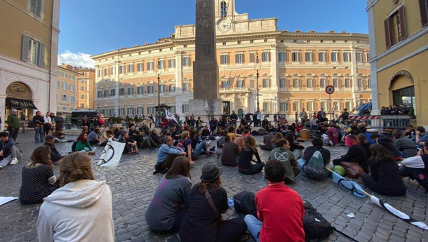Immagine: Extinction Rebellion, oggi parte lo sciopero della fame per il clima. A Roma protagonisti dieci attivisti