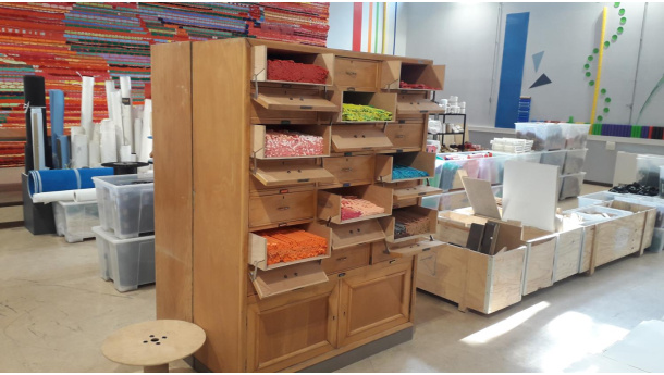 Immagine: Riapre Remida, centro di riuso creativo di Torino, con l'installazione Casa Corepla