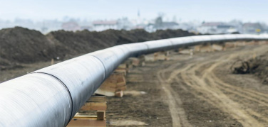 Stop finanziamenti ai fossili: la decisione della Bei slitta nuovamente, ambientalisti delusi