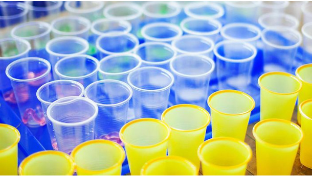 Immagine: Costa: 'Sulla plastic tax chiedo un credito d'imposta supplementare'