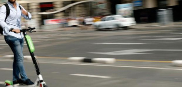 Milano, micromobilità: conclusa la posa dei cartelli, dal 9 dicembre i monopattini possono circolare | Mappe