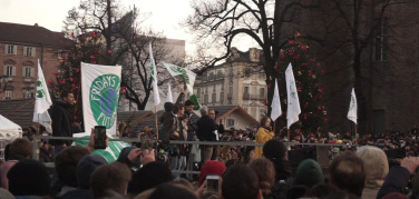 In migliaia per Greta Thunberg in piazza Castello a Torino, il discorso | Video