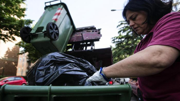 Immagine: Roma, nel caos generale cala la produzione rifiuti e aumenta l'avvio al riciclo
