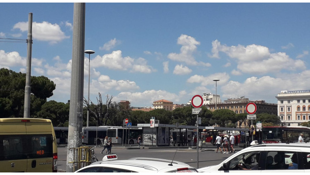 Immagine: Smog Roma. Arpa Lazio e Ispra puntualizzano: il 60% delle emissioni Pm10 nella Capitale generate dal traffico