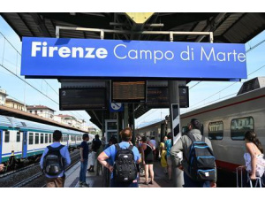 Legambiente presenta 'Pendolaria': in Italia pochi treni nelle aree metropolitane, anche questo causa smog