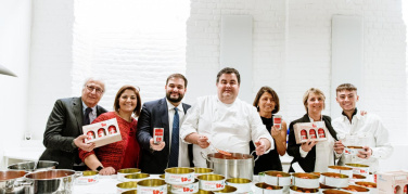 Il Pomodoro. Buono per te, buono per la ricerca