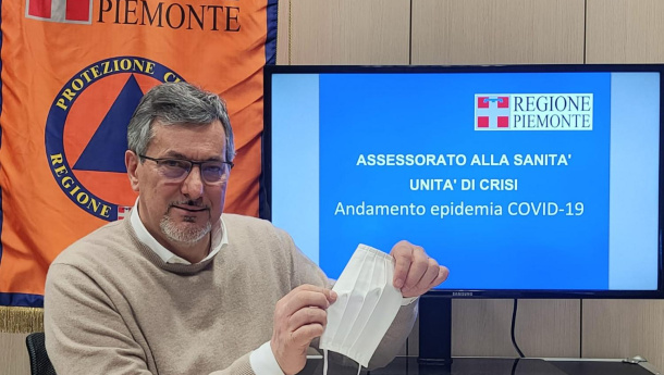 Immagine: Coronavirus: accordo Regione - Miroglio Group per produzione di mascherine lavabili e riutilizzabili per il Piemonte