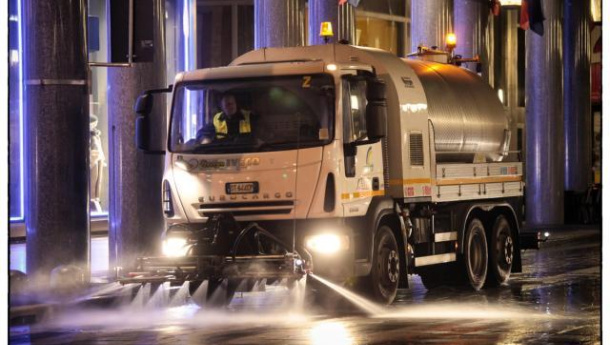 Immagine: Coronavirus Torino: al via intervento di igienizzazione delle strade con prodotti detergenti