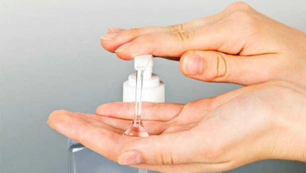 Immagine: Pronto il gel igienizzante prodotto da Arpa Piemonte e destinato a Forze dell'Ordine e personale sanitario: ecco come richiederlo