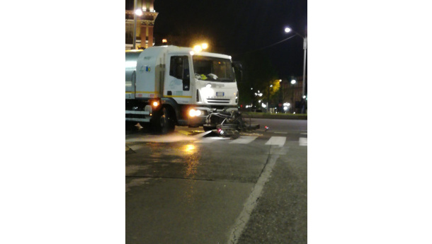 Immagine: Coronavirus Torino: gli interventi di lavaggio delle strade tra venerdì e domenica