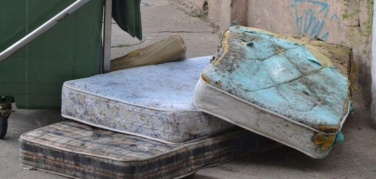 Rifiuti di Roma, Ama: 'Aumenta l'abbandono indiscriminato di ingombranti, in 20 giorni rimosse oltre 230 tonnellate'