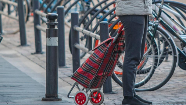 Immagine: Com'è cambiato il tuo rapporto con il cibo e gli acquisti alimentari nell'emergenza Covid? Partecipa al questionario