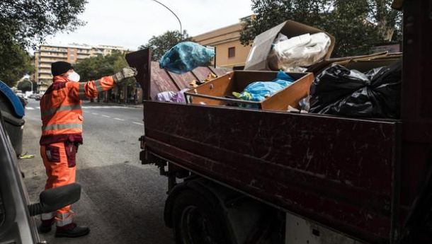 Immagine: Rifiuti urbani e Coronavirus, le stime di Althesys:  possibile un calo fino a 2 milioni e mezzo di tonnellate