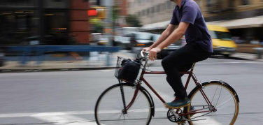 Torino, appello delle associazioni: 'Ripensiamo ora alla mobilità per le nostre città nel rispetto della salute dei cittadini'