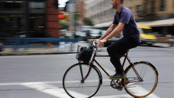 Immagine: Torino, appello delle associazioni: 'Ripensiamo ora alla mobilità per le nostre città nel rispetto della salute dei cittadini'