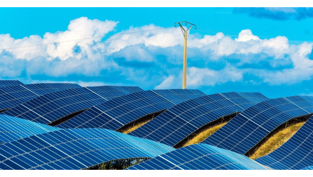 Immagine: Tre quarti della nuova produzione energetica mondiale arriva dalle rinnovabili, nuovo rapporto IRENA