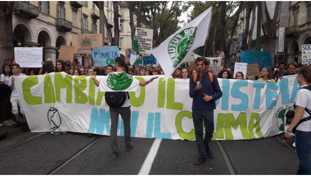 Immagine: 24 aprile 2020: lo sciopero per il Clima diventa digitale