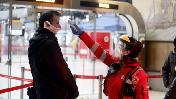 Immagine: Fase 2, il Governo studia regole nuove per il trasporto pubblico: tariffe diverse per orario, percorsi separati, misurazione febbre