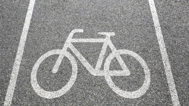 Immagine: Milano e mobilità nella Fase 2, Sala: 'Nuove piste ciclabili e finanziamenti per le biciclette elettriche'