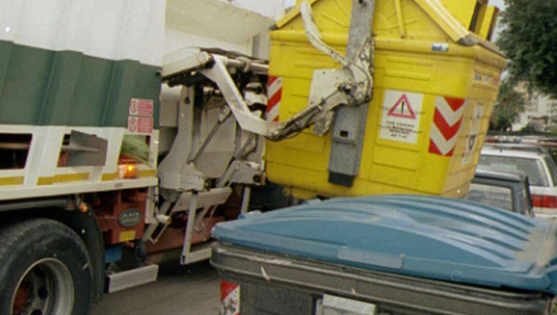 Immagine: Arera chiede l’attivazione di un bonus sociale per i cittadini anche nel settore rifiuti