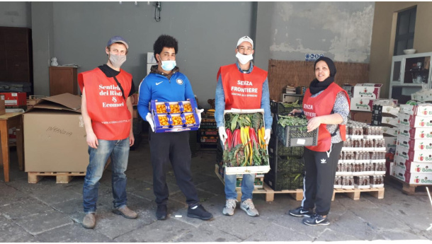 Immagine: Furgoni salvacibo a Torino. L'operazione di Eco dalle Città con Vivi Balon. ( Diario 27 aprile/2maggio)