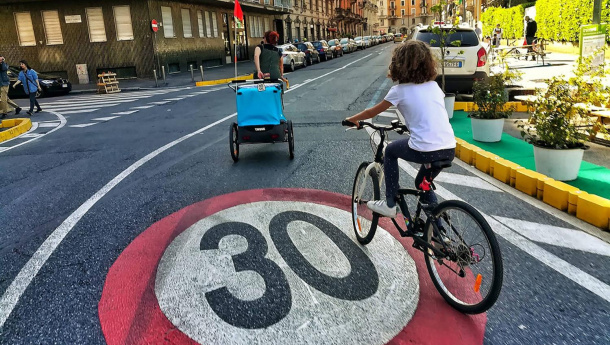Immagine: Milano, nuova mobilità: approvata la Zona 30 #trèntaMI IN VERDE a Rovereto