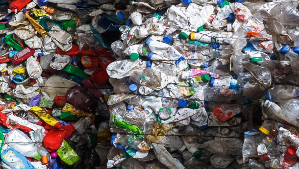 Immagine: Avviato in Commissione Ambiente al Senato il Disegno di legge per favorire i processi di riciclaggio del Pet utilizzato negli imballaggi per alimenti