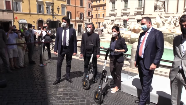 Immagine: Roma, arrivano 1.000 monopattini elettrici in condivisione per cittadini e turisti