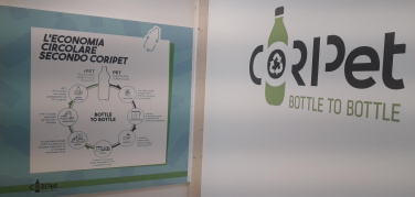 Raccolta differenziata. Nuovo accordo Anci - Coripet: eco-compattatori per lo sviluppo del 'bottle to bottle'